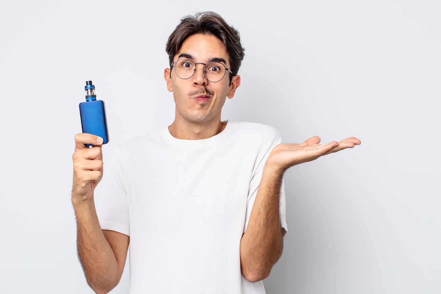 beginner vape Australia,IGET disposable review,best disposable vape for beginners,IGET One vs IGET Bar Pro,how to start vaping Australia