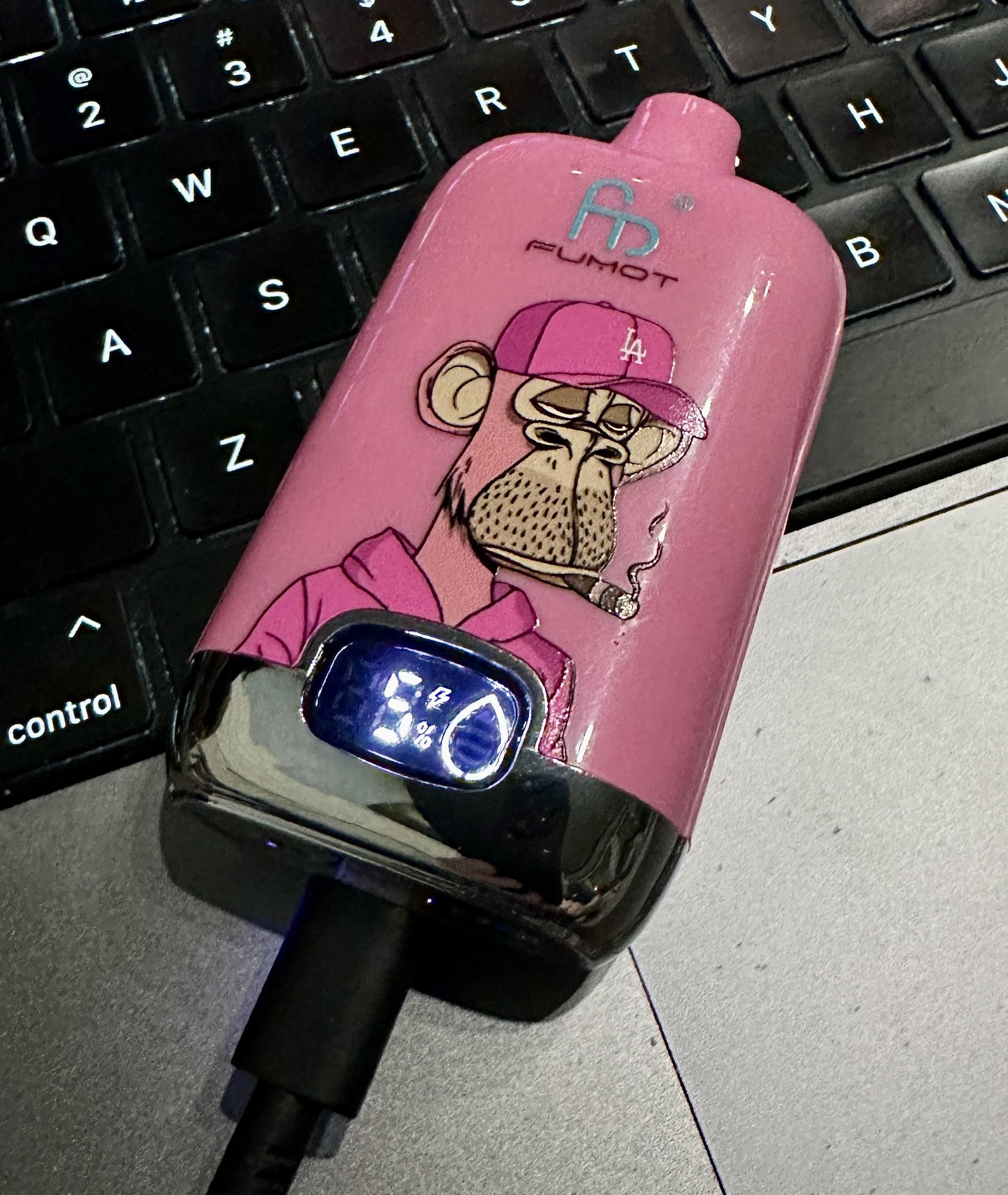 vape battery level display, no more vape battery anxiety, disposable vape with digital screen - Disposable vapes now come with disposable displays… : r/electronics