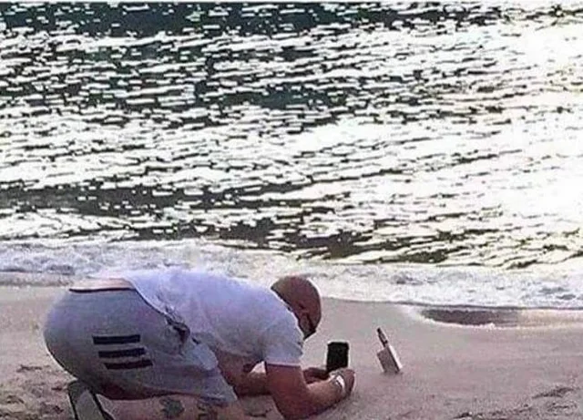 person vaping on balcony Surfers Paradise Australia, salt spray air beach resort vape - This guy taking a photo of his vape in the beach. : r ...