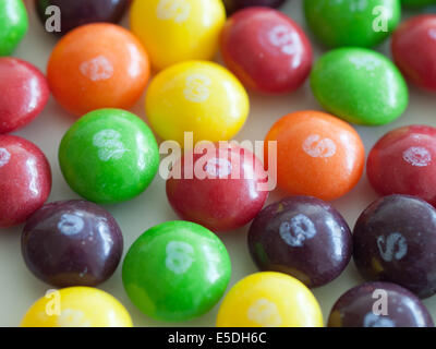 scattered Skittles candy close up, rainbow candy assortment, vibrant fruit candy - Skittles taste the rainbow hi-res stock photography and images - Alamy