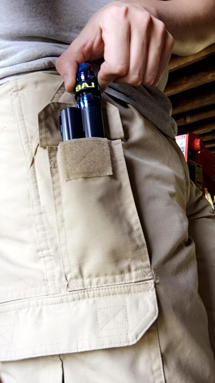 pocket-friendly vape demonstration, vape in casual shorts pocket - My work shorts have vape pocket : r/Vaping