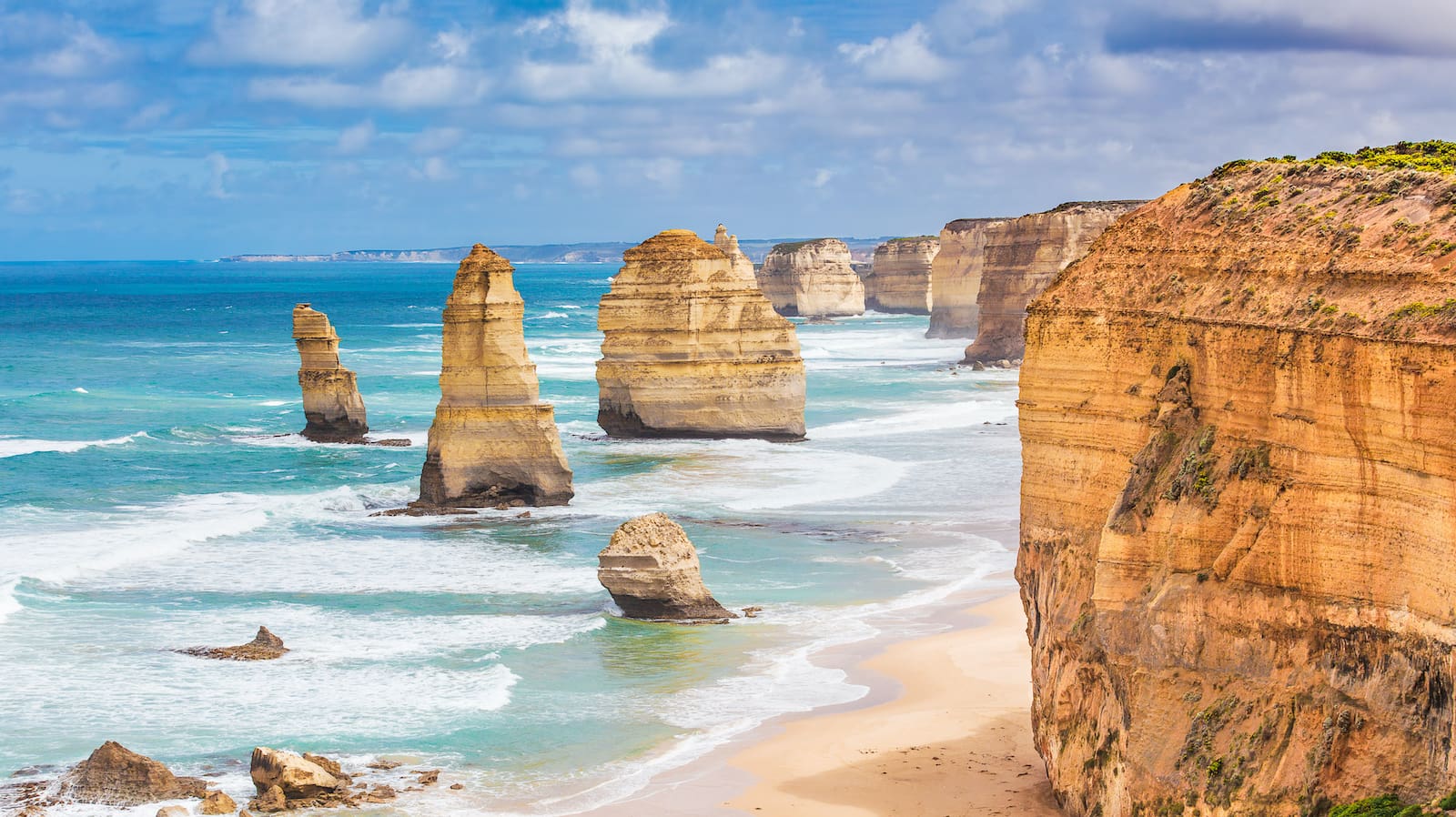 Great Ocean Road drive, person holding leaky vape, vape disaster scenario, coastal road trip Australia - Great Ocean Road Trip Planner | GuideAlong