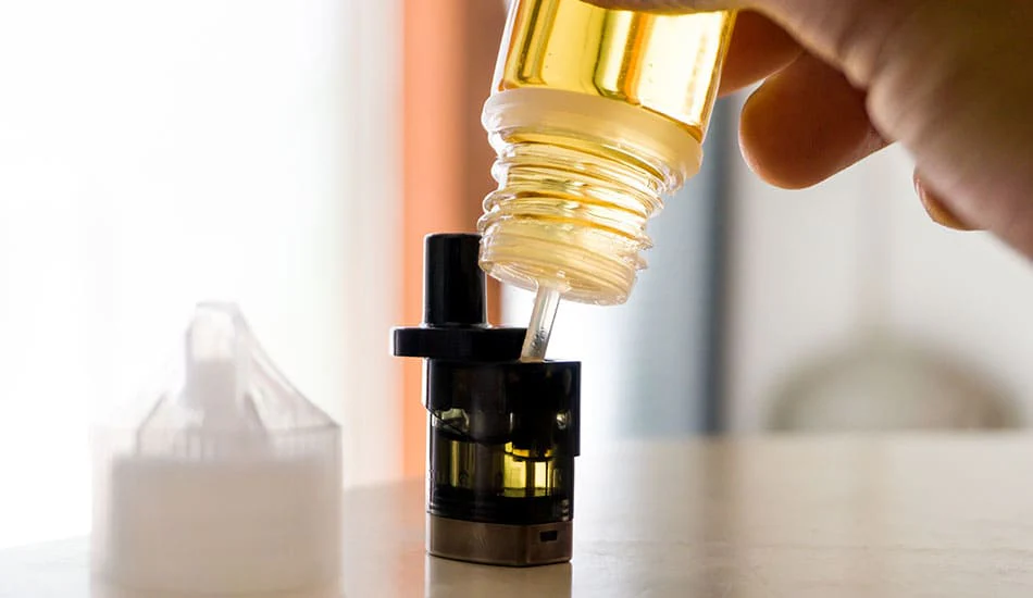 vape e-liquid storage conditions, hot shipping container, expired vape liquid - Expired E-liquid - Is It Safe to Vape? – Royal Flush Vape