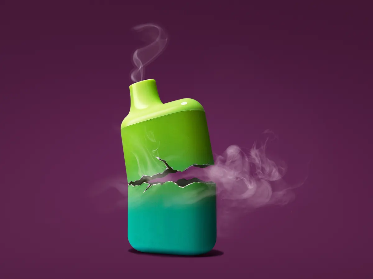 person frustrated vape lag, CBD worker vape break lag, disappointed vaper device problem - Quit it! From vaping to doomscrolling, 10 bad habits and how ...